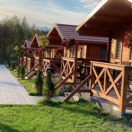 Zielona Dolina - Kompleks Dla Rodzin Z Dziecmi Mikołajki Eksteriør billede