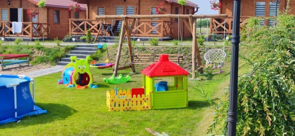 Zielona Dolina - Kompleks Dla Rodzin Z Dziecmi Mikołajki Eksteriør billede